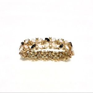 NWOT Crystal Gold Bracelet
